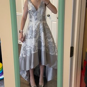 BETSY & ADAM silver & white high low gown